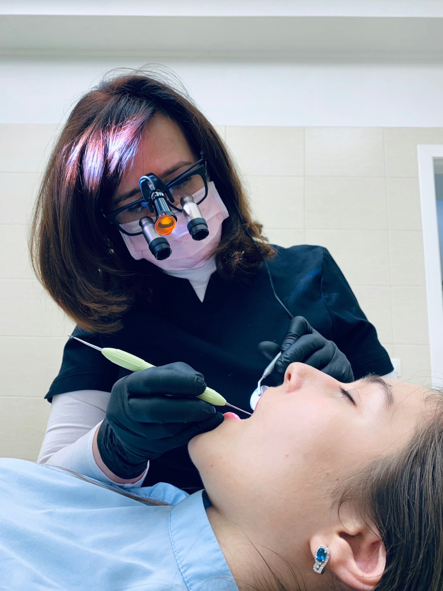Implantes dentários: a solução definitiva para a falta de dentes