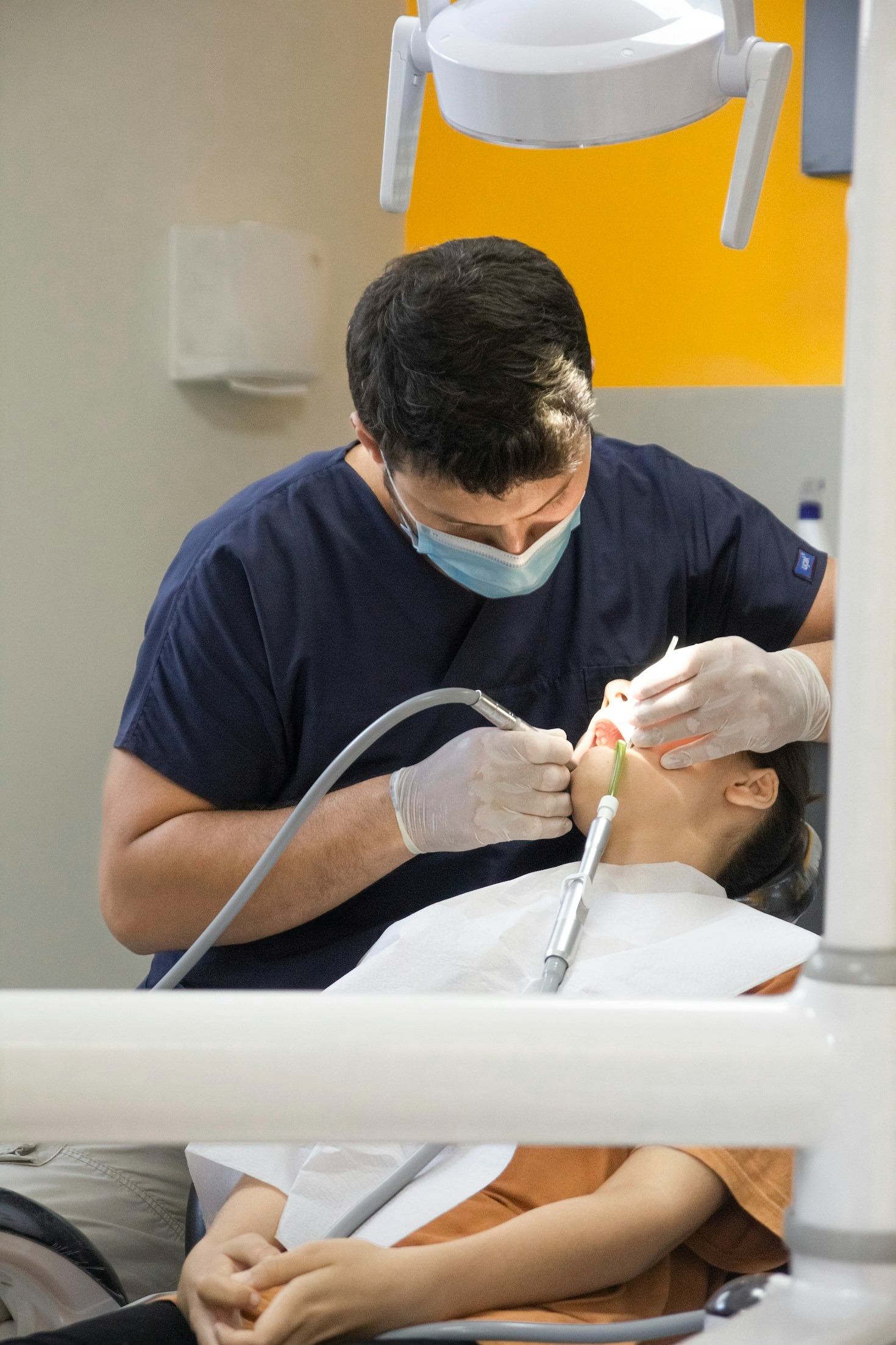 Clareamento dental: tudo que você precisa saber para um sorriso deslumbrante
